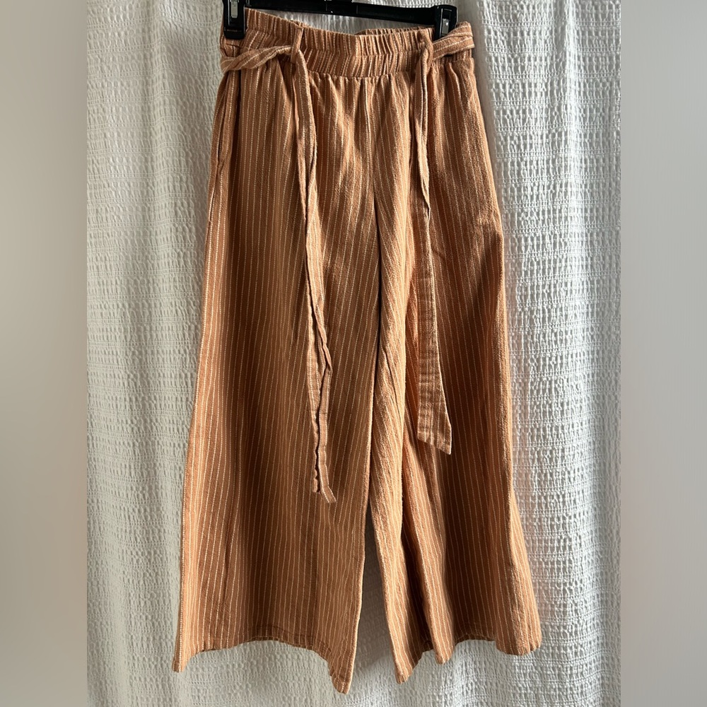Flowy pants with pockets